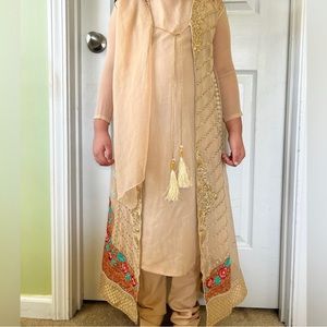 Big Girls Pakistan/ Indian Ethnic Girls 4 pcs fancy suit